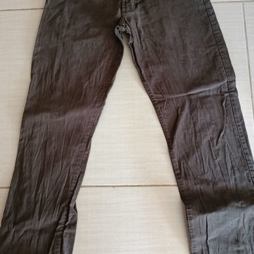 Men's Pants Hugo Boss pack of 2, like new, brown corduroy and blue denim