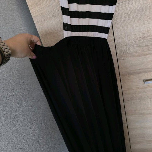 Anel women's black and white dress like new with cut out back size M