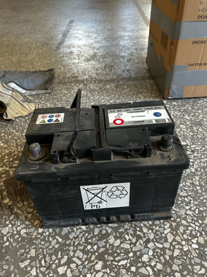 Varta N70 Blue Dynamic EFB 12V 70Ah car battery used
