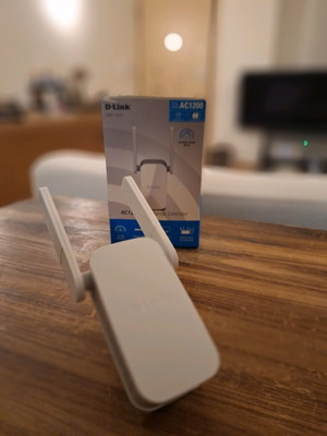 D-Link WiFi Extender σαν καινούργιο για επέκταση δικτύου