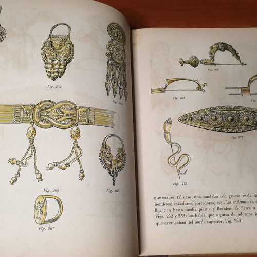 Historia Del Traje book used, history of ancient costumes