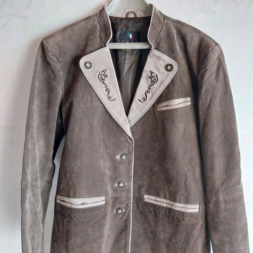 Enzo Scapati vintage men's Dirndl suede jacket, size 42, olive green with beige embroidery