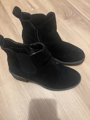 Women’s suede ankle boots used, black, size 38