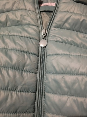 Women's sleeveless jacket used, wine color, size S-M