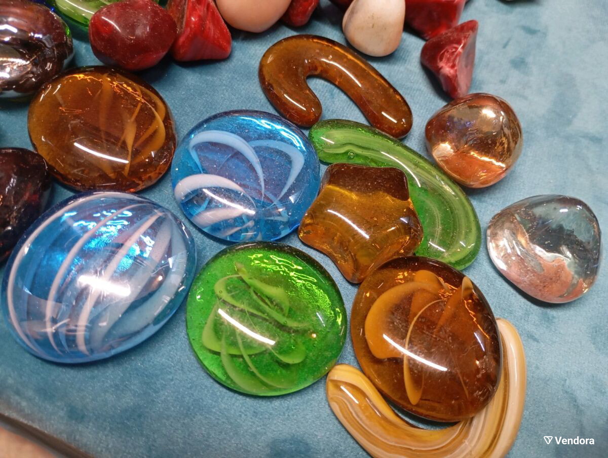 Πολύχρωμα γυάλινα βότσαλα, 4,5 κιλά, 2-4 εκ. για διακόσμηση