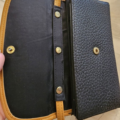 Rugged Gear leather wallet used, black and brown pebbled