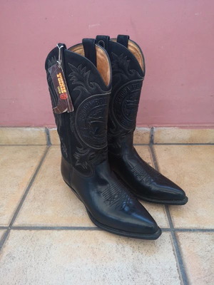 Sendra Custom 2587 Cuervo Salvaje μαύρες δερμάτινες καουμπόικες μπότες, EU 41