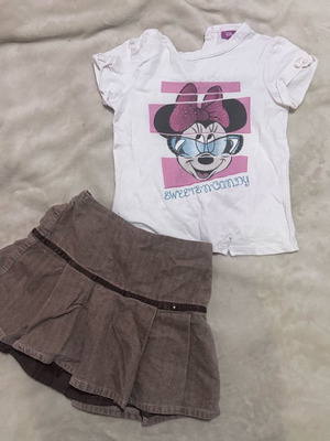 Disney T-shirt and H&M skirt set like new for girls 5-6 years