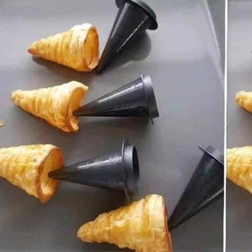 Tupperware Pastry Cones and Dough Cutter new, set of 4