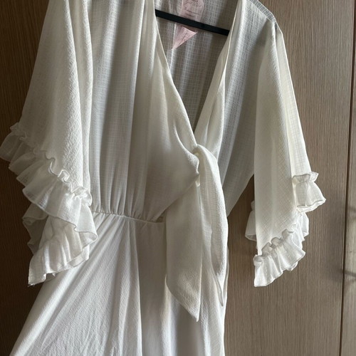 BSB women's dress white like new size M