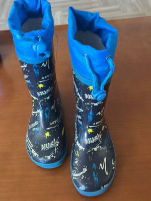 Saxo Blues Boots size 28 new with fleece lining