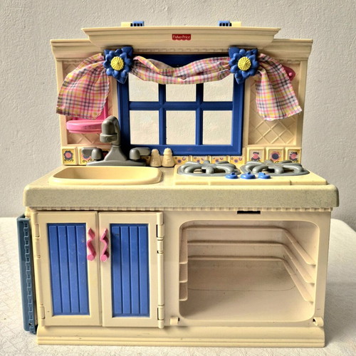 Fisher Price kids kitchen used missing oven door