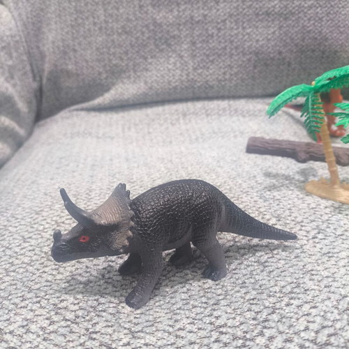 Dinosaur figure set like new, 9 figures with trees and sticks