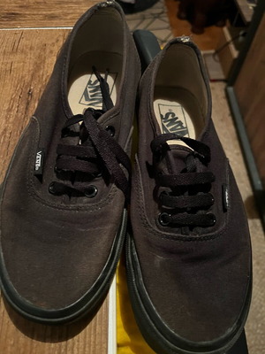 Vans αθλητικά μεταχειρισμένα μέγεθος 38 μαύρα