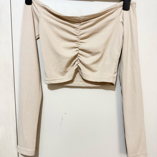 Off-Shoulder Beige Crop Top Shein Like New, Ribbed Fabric, XS