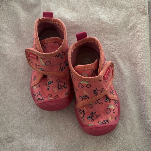 Biomechanics baby shoes like new, very comfortable