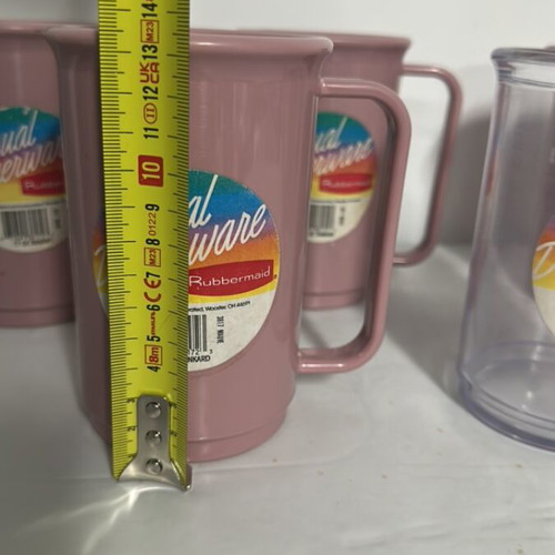 Rubbermaid mugs new, set of 7 pieces