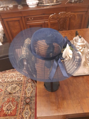Women's hat like new, handmade, blue, summer style