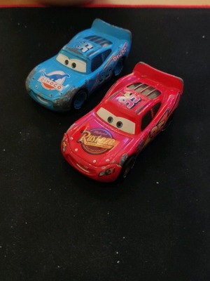 Disney Pixar Cars Lightning McQueen used red and blue toy cars