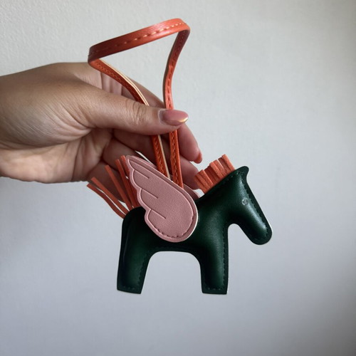 Bag charm horse patent leather new, green