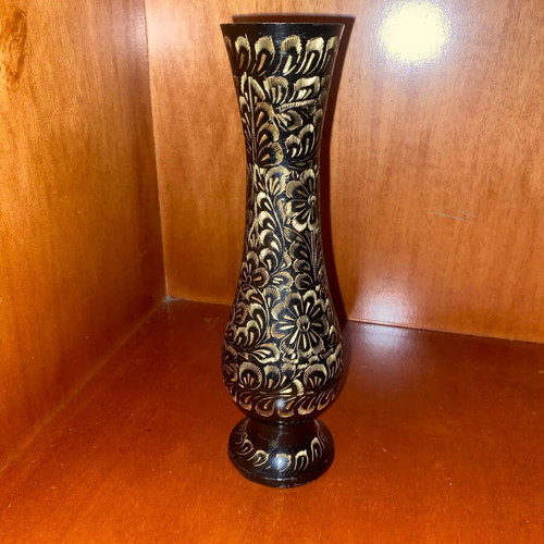 Vintage brass vase like new with golden details
