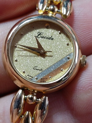 Lucida vintage gold-plated women's quartz wristwatch
