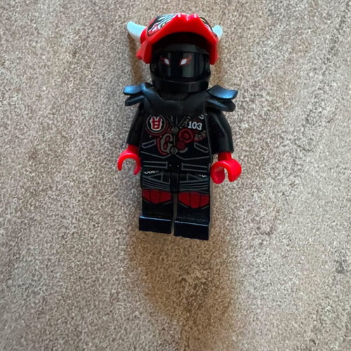 Lego Ninjago Myster E minifigures