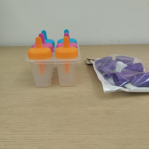 Plastic sticks for ice cream and pastry piping new