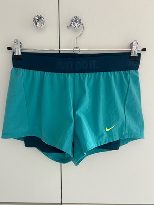 Nike shorts size S like new, blue and green