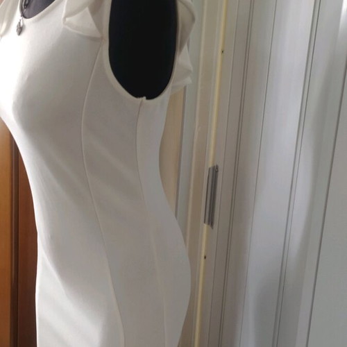 Women's White Elastic Dress like new, Small/Xsmall