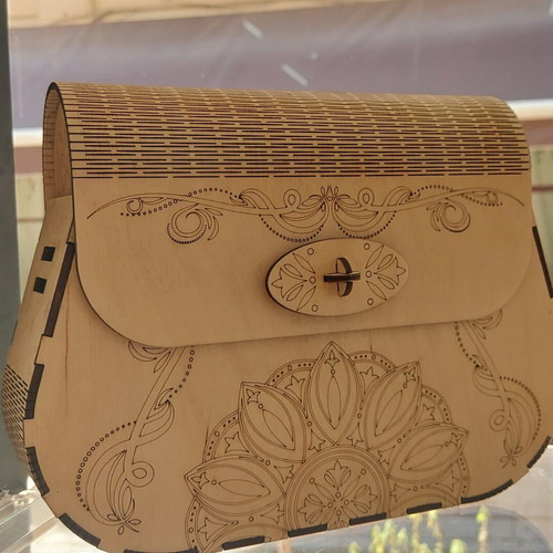 Wooden crossbody bag new with customizable engraving