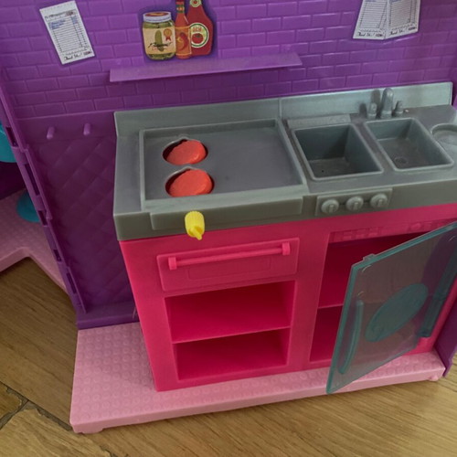 Barbie Food Truck like new