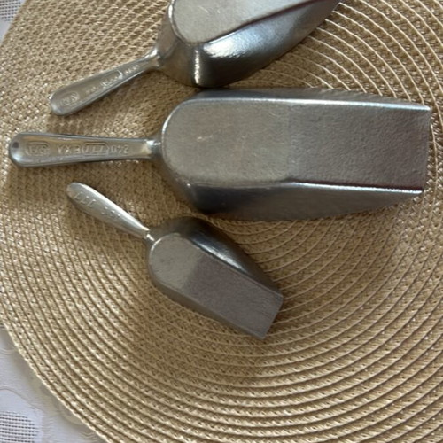 Kitchen scoops set of 3 different sizes new