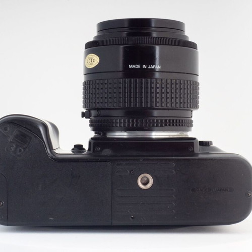 Nikon F-401X 35mm film camera with original leather strap