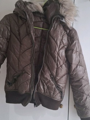 Brown jacket with large hood and fur, size small used