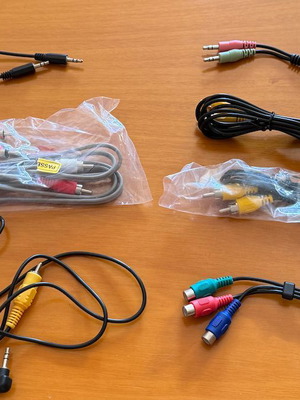 Audio and video cable set like new, pack of 9 for HiFi and retro devices