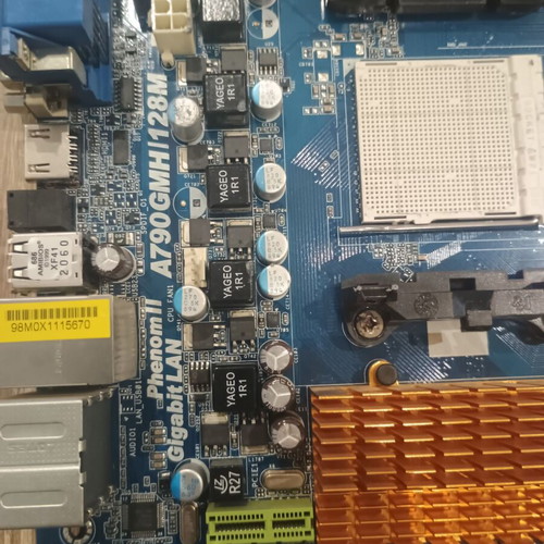 Asrock motherboard socket AM2 like new, functional