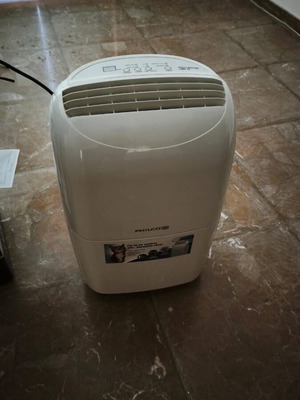 Philco I-Dry 16 dehumidifier
