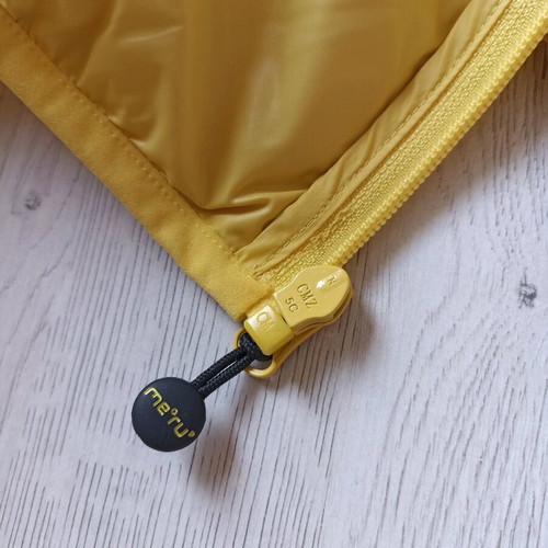 Meru women's jacket like new, yellow, size S