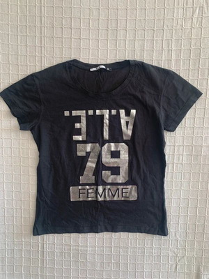 Ale black t-shirt size S used