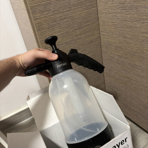 Car washing set like new with cherry-scented foam