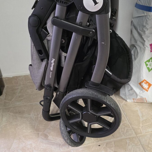 Peg Perego Book 3 in 1 baby stroller with bassinet and seat