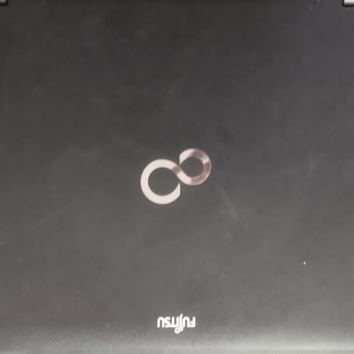 Fujitsu Lifebook laptop used, 8GB RAM, 2.4GHz, with power supply and battery