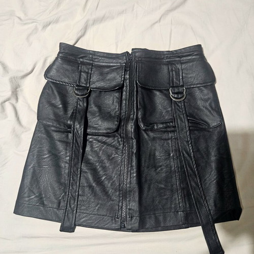Arpyes mini skirt like new, leather, size S/M, black