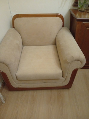 Armchair and 2-Seater Sofa set like new, beige color