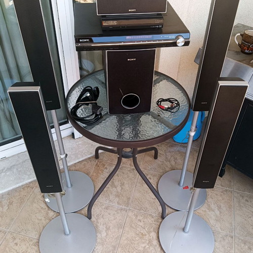Sony DVD Home Theater System DAV-DZ630 5.1 used with speaker stands