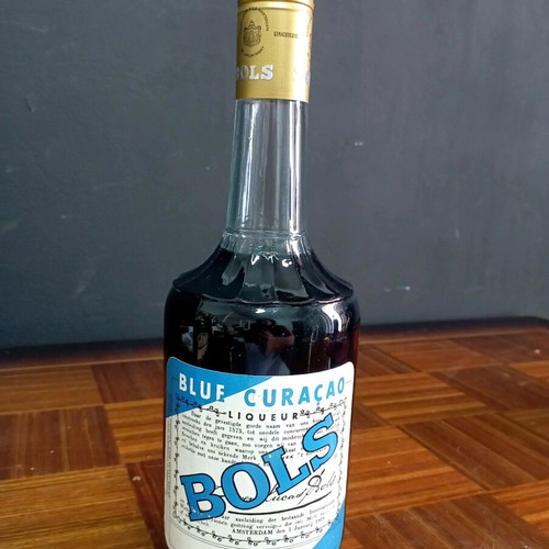 Bluf Curacao Liqueur Bols like new, sweet triple sec 818 ml
