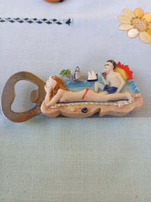 Magnet Bottle Opener with sea and little people design