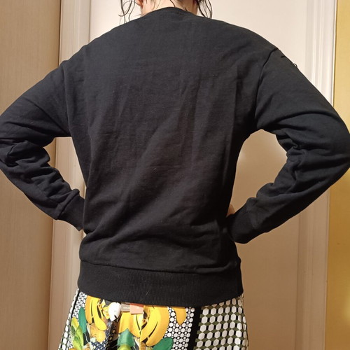 Mango sweatshirt with white floral print and fringes, like new, size M