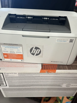 HP LaserJet M110we printer like new with 3 toners